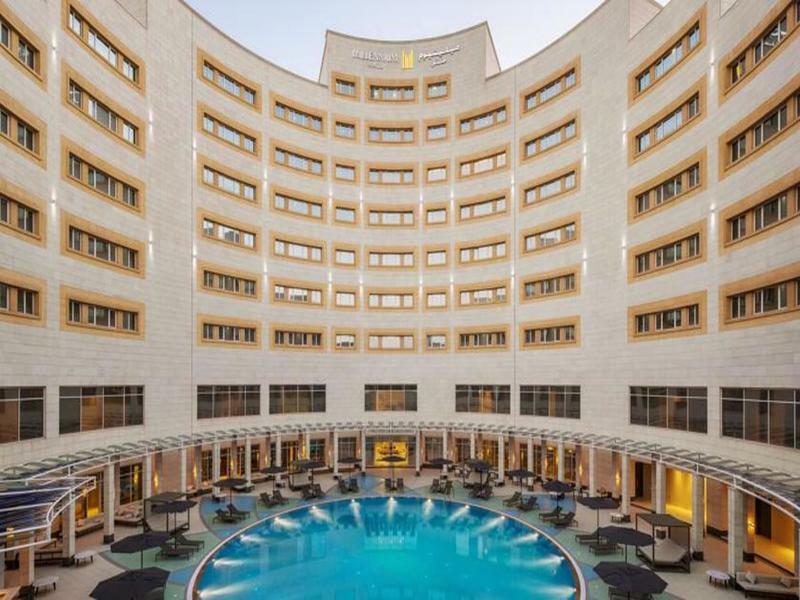 Millennium Hail Hotel Exterior photo The pool at the hotel